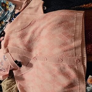Plus sized 2 2xl crop pink argyle short sleeve button up cardigan sweater top